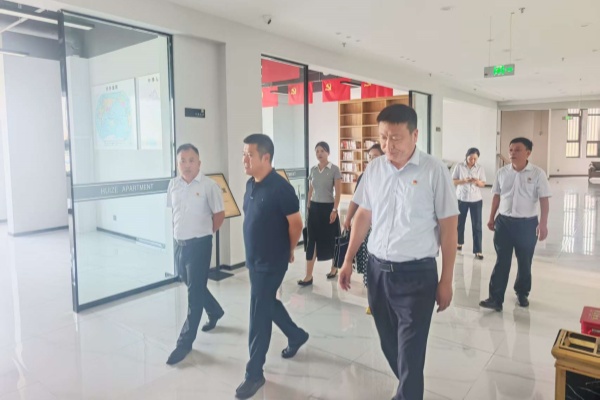 集團領(lǐng)導赴鼎誠物業(yè)公司調(diào)研指導...